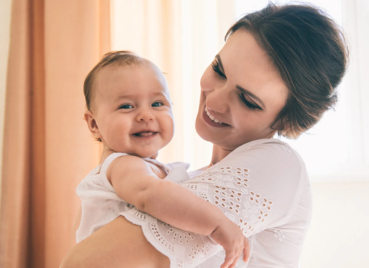 Breast Pumping Guidelines: How Much Should You Be Pumping? (A GCC Mum’s Guide)