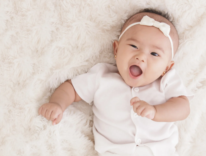 How Long Until Breasts Refill After Pumping? A Guide for Mums in the GCC